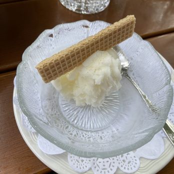 Restaurant Müller - Lemon sorbet - Cafes Near Me - Schwangau, BY
