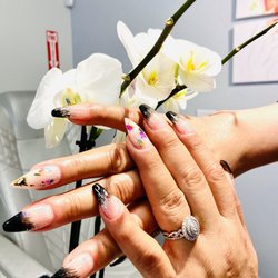 La Bonita Nails