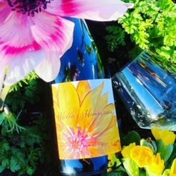 Hollie’s Homegrown - Traditional method sparkling chardonnay.