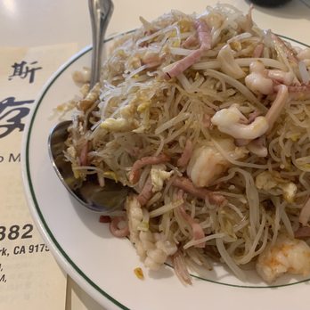 Litz Restaurant - Singapore fried rice noodle - Singaporean Near Me - Monterey Park, California