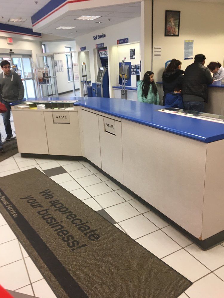 US POST OFFICE Updated August 2024 34 Reviews 770 River Rd