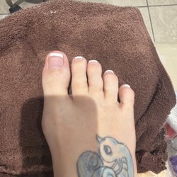 VN Nails & Spa - The uneven lines