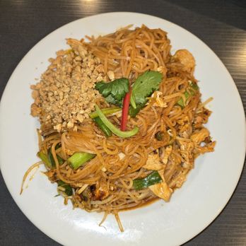 Thai Mint - Pad Thai with chicken, good - Thai Near Me - Colorado Springs, Colorado Thai Mint - Pad Thai with chicken, good - Thai Near Me - Colorado Springs, Colorado