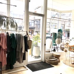 Oliverbirch - Linen Clothing on racks