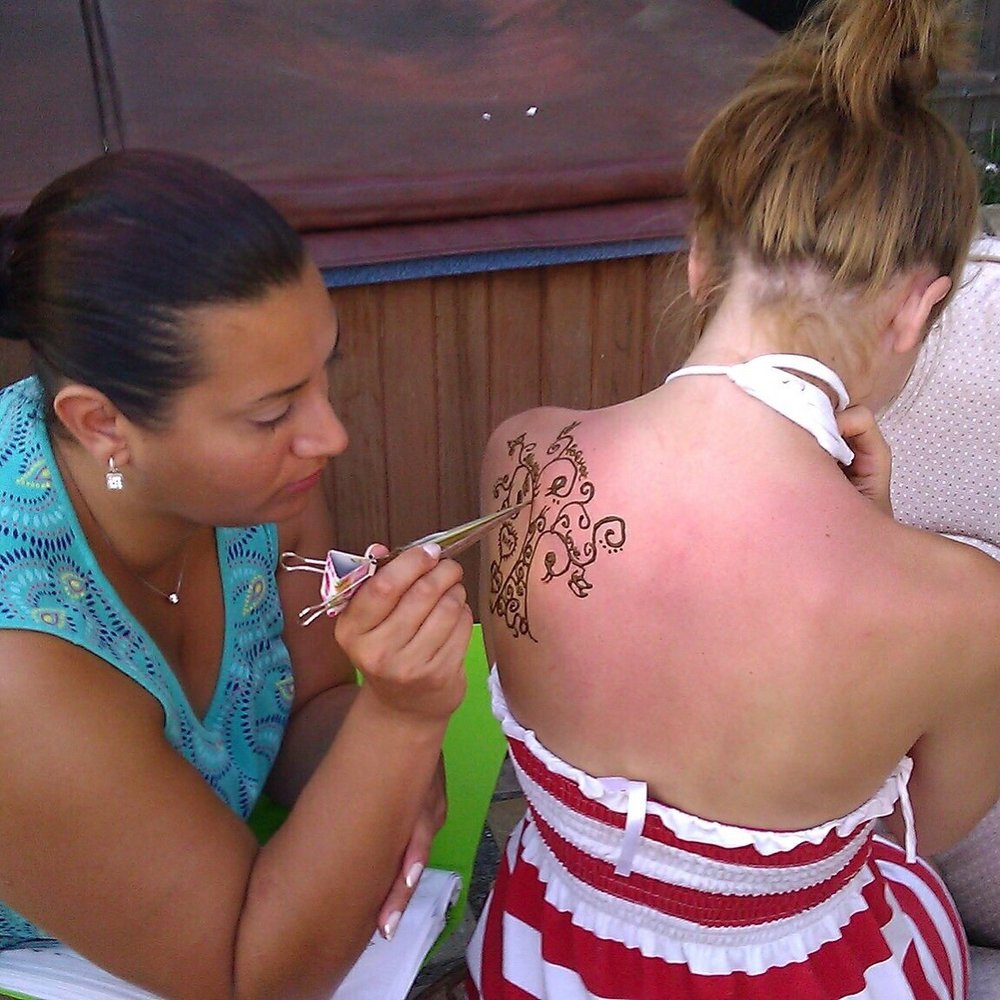 Facepainting by Marisa - Sunday Henna in Macfarlane Park Tampa - Face Painting Near Me Facepainting by Marisa - Sunday Henna in Macfarlane Park Tampa - Face Painting Near Me