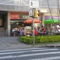 Viena Café