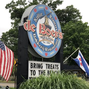 Deboer Bakkerij North - Bakeries Near Me - Holland, Michigan