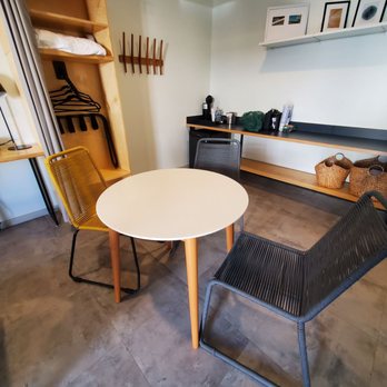 Monterey Motel - Dining table or work space - Hotels Near Me - Albuquerque, New Mexico