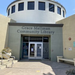Friends of Temecula Library Bookstore - Here is the entrance to GMCL.