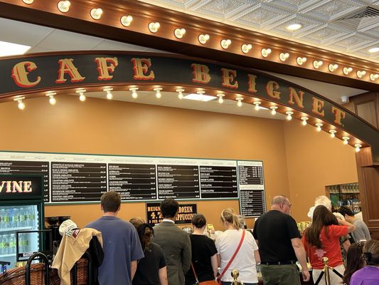 Cafe Beignet, Canal St. by null