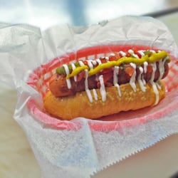 Roxanne's Taqueria - Sonoran Dog!