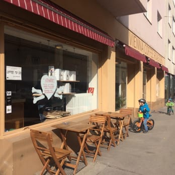 Coffee Pirates - You can sit outside! - Coffee Roasteries Near Me - Vienna, 9 Coffee Pirates - You can sit outside! - Coffee Roasteries Near Me - Vienna, 9