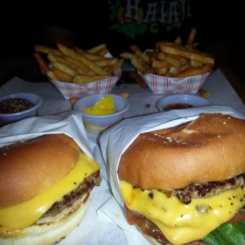 Bubba Burgers - Bubba Burge, Double Bubba Burger & Fries - Burgers Near Me - Kapaa, Hawaii