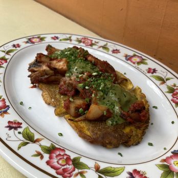 Sunday C&C Eatery - Patacon - Food Trucks Near Me - Brooklyn, New York