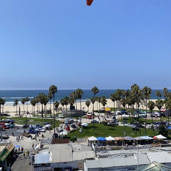 High Rooftop Lounge - Part of the Amazon view - Lounges Near Me - Venice, California High Rooftop Lounge - Part of the Amazon view - Lounges Near Me - Venice, California