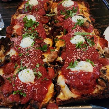 Pizza Rock - Detroit pizza - Pizza Near Me - Las Vegas, Nevada Pizza Rock - Detroit pizza - Pizza Near Me - Las Vegas, Nevada