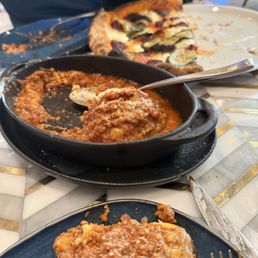 lasagne was mushy and a little cold in the middle lasagne was mushy and a little cold in the middle