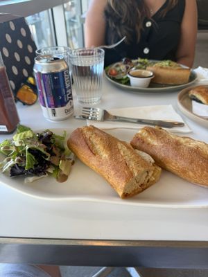 Baguette Cafe by null