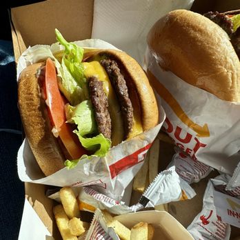 In-N-Out Burger - Double Double with cheese - Burgers Near Me - Fort Worth, Texas In-N-Out Burger - Double Double with cheese - Burgers Near Me - Fort Worth, Texas