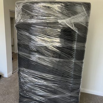 Simple Moving Company - Heavy couch in 3 story home - Movers Near Me - Culver City, California Simple Moving Company - Heavy couch in 3 story home - Movers Near Me - Culver City, California