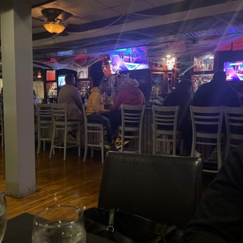 Dia Y Noche Restaurant - Bar - Latin American Near Me - Yonkers, New York