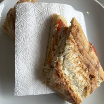 Baretto Caffe - Cafes Near Me - Toronto, Ontario
