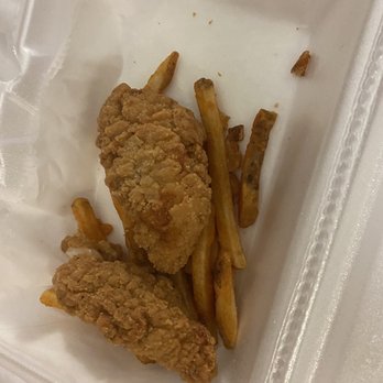 Fat Daddy's Restaurant - Kids chicken tender with fries (kids got in there before we took the picture) - Cajun/Creole Near Me - Plaquemine, Louisiana