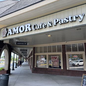 Amor Cafe & Pastry - Bakeries Near Me - Centreville, Virginia