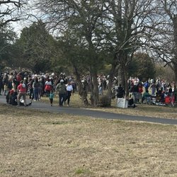 Vaughn Road Park - The crowd waiting to visit with the Walk for Peace Monks