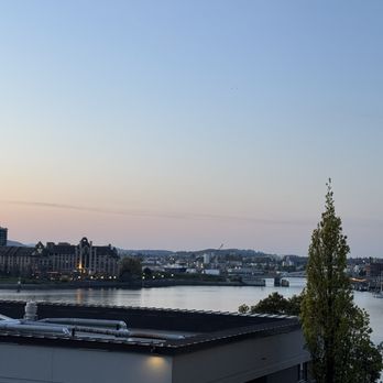 Hotel Grand Pacific - Balcony view. - Hotels Near Me - Victoria, British Columbia Hotel Grand Pacific - Balcony view. - Hotels Near Me - Victoria, British Columbia