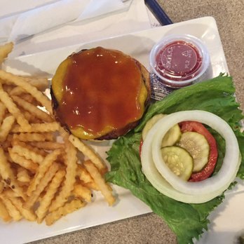 Brookhaven Pub & Grill - Brookhaven Burger - Pubs Near Me - Memphis, Tennessee
