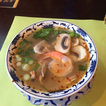 Pasoek - Tomyum soup w prawns - Thai Near Me - Amsterdam, New Hampshire Pasoek - Tomyum soup w prawns - Thai Near Me - Amsterdam, New Hampshire