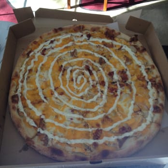 Lovey's Pizza & Grill - This is the chicken bacon ranch pizza. There are many chicken bacon ranch pizzas like it. But this one is mine. - Pizza Near Me - Morris Plains, New Jersey