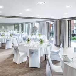 DoubleTree by Hilton Hotel - Meeting Room