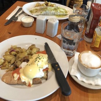 Cafe Bernardo  - Salmon eggs Benedict - New American Near Me - Davis, California