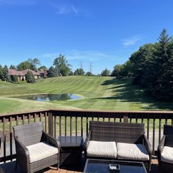 Oak Hills Country Club & Pro Shop - 1st Hole Deck