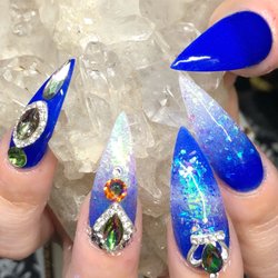 1st Nails