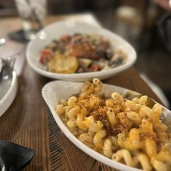 Smoke on Cherry Street - Green chili Mac n cheese