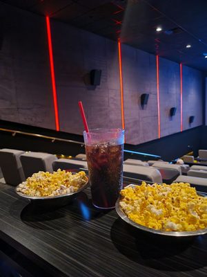 Star Cinema Grill by null