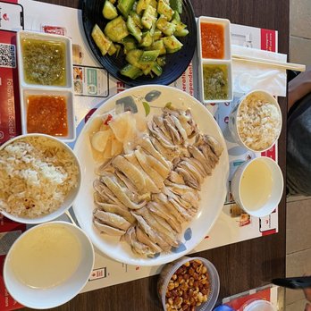 Xin Wang Food - Hainan Chicken Combo 1 - Asian Fusion Near Me - Walnut, California Xin Wang Food - Hainan Chicken Combo 1 - Asian Fusion Near Me - Walnut, California
