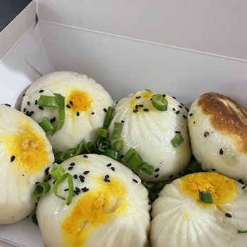 Nan Xiang Express - Pan Fried Crabmeat and pork Buns. - Shanghainese Near Me - Forest Hills, New York Nan Xiang Express - Pan Fried Crabmeat and pork Buns. - Shanghainese Near Me - Forest Hills, New York