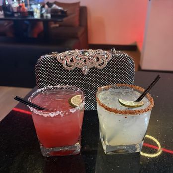 Fin & Feathers Restaurant - Margaritas - Seafood Near Me - Las Vegas, Nevada