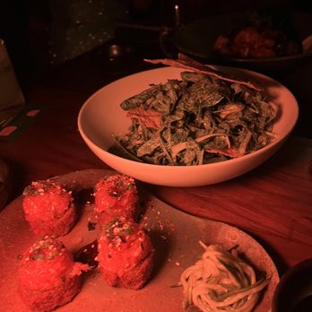 Baoli Miami - Avocado salad, crispy salmon maki - Bars Near Me - Miami Beach, Florida