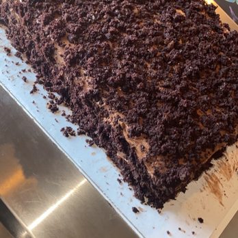 Blu Crocker - With cake crumble - Desserts Near Me