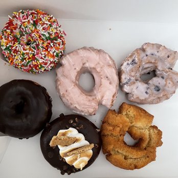 Joe Donut - Donuts Near Me - Niles, Illinois
