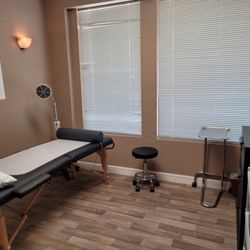 JNS Acupuncture Center - Patient room