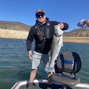 Dave Horst Fishing Guide Service - Boat Charters Near Me - Castaic, California