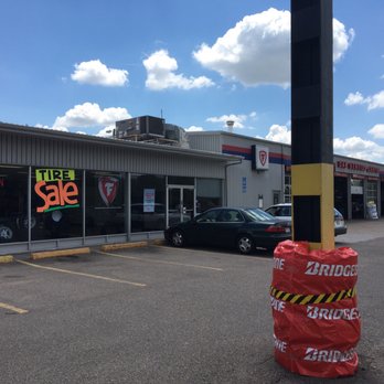 Firestone Complete Auto Care - Front entry - Tires Near Me - Lakewood, Colorado