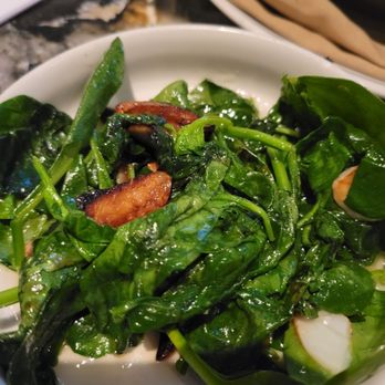 Tuscan Kitchen Seaport - Garlic spinach - Italian Near Me - Boston, Massachusetts