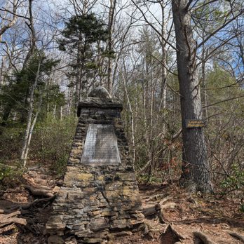 Kaaterskill Falls - Frank Layman monument - Hiking Near Me